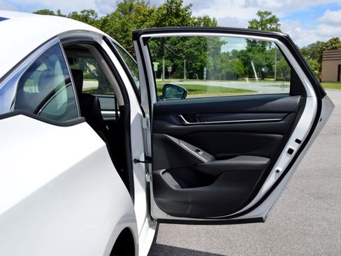 Used 2021 Honda Accord LX image 18