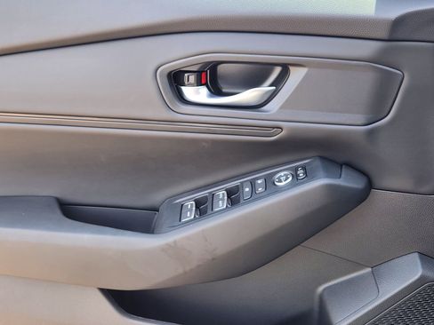 New 2025 Honda Accord SE image 18