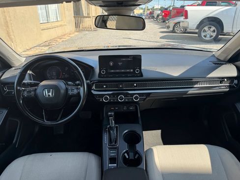 Used 2022 Honda Civic EX image 13