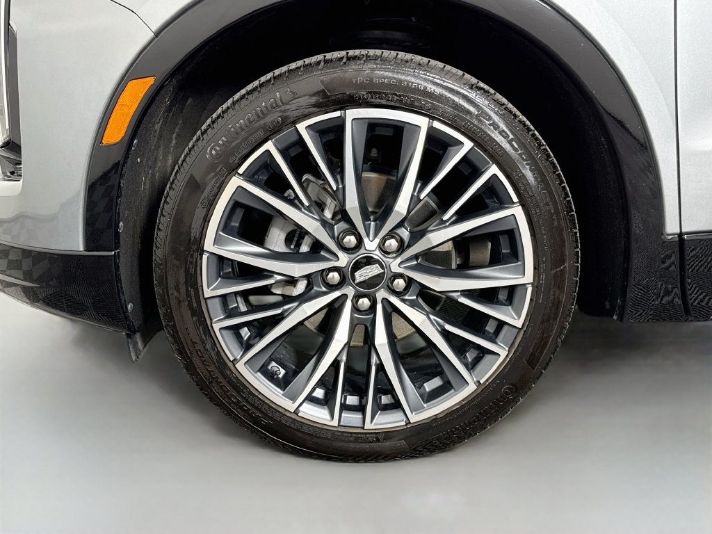 Used 2024 Cadillac XT4 Sport AWD/4WD image 30