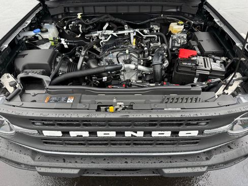 New 2025 Ford Bronco 4-Door image 37