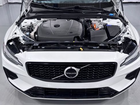 Certified 2024 Volvo S60 T8 Plus w/ Climate Package AWD/4WD image 29