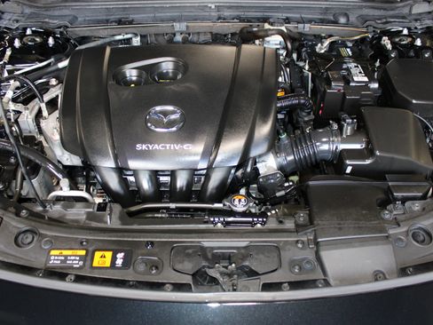 Used 2021 MAZDA MAZDA3 s FWD image 32