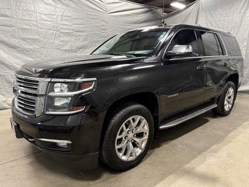 Used 2015 Chevrolet Tahoe LTZ image 3
