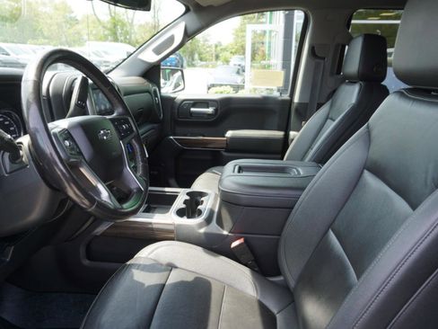 Used 2021 Chevrolet Silverado 1500 LT Trail Boss w/ Convenience Package II AWD/4WD image 19