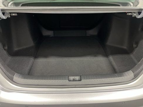 Used 2025 Honda Accord Touring image 8