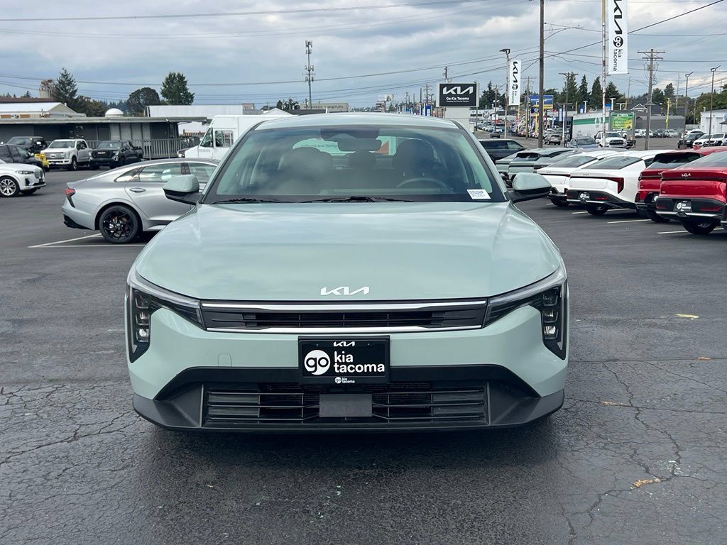 Used 2025 Kia K4 FWD image 4