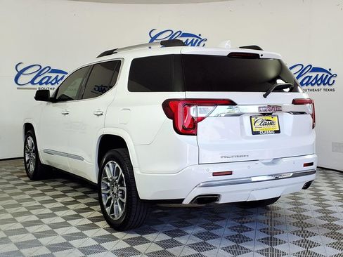 Used 2023 GMC Acadia Denali w/ Denali Ultimate Package image 2
