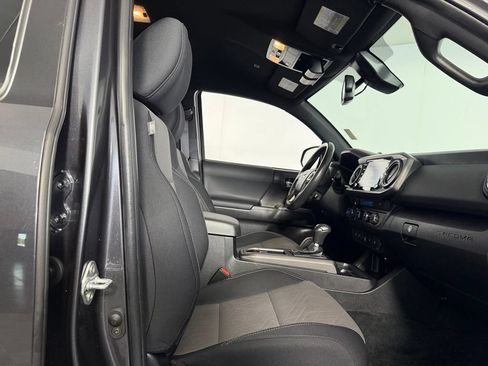 Used 2023 Toyota Tacoma TRD Sport w/ Advanced Technology Package AWD/4WD image 27