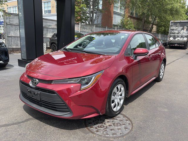 Used 2025 Toyota Corolla LE FWD image 4