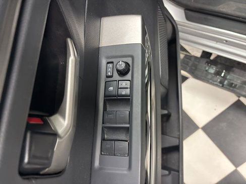 Used 2022 Toyota Tundra Limited AWD/4WD image 16