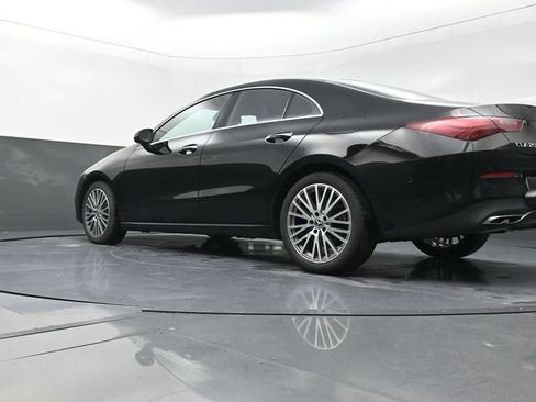 Used 2025 Mercedes-Benz CLA 250 image 35