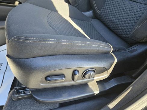 Used 2020 GMC Terrain SLE w/ Driver Convenience Package image 26