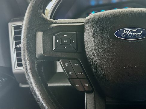 Used 2016 Ford F150 XLT w/ Equipment Group 302A Luxury image 25