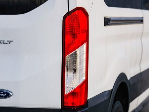 Used 2023 Ford Transit 350 XLT image 10