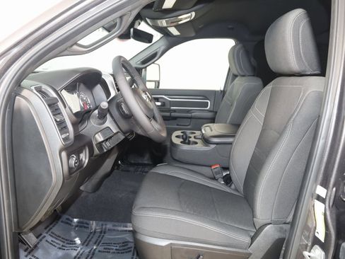 Used 2025 RAM 2500 Lone Star image 9