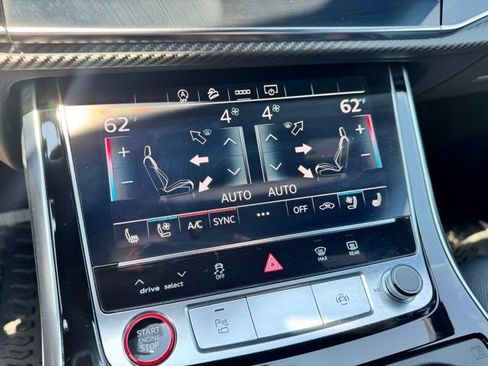 Used 2025 Audi SQ7 Premium Plus AWD/4WD image 34