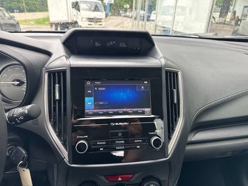 Used 2023 Subaru Forester AWD/4WD image 18
