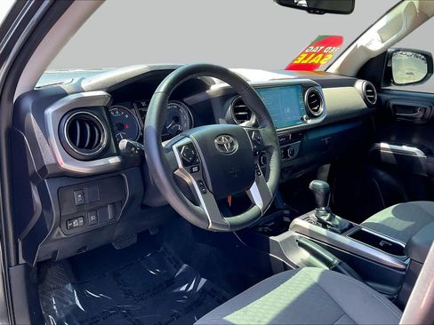 Used 2021 Toyota Tacoma SR5 RWD image 14
