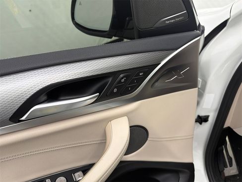 Used 2021 BMW X3 M40i w/ Executive Package image 12