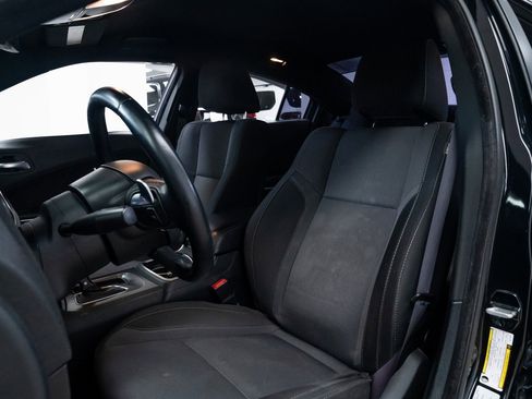 Used 2016 Dodge Charger R/T image 16