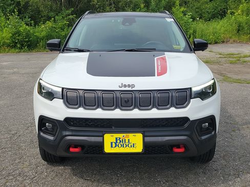 Used 2022 Jeep Compass Trailhawk w/ Trailhawk Elite Group AWD/4WD image 2