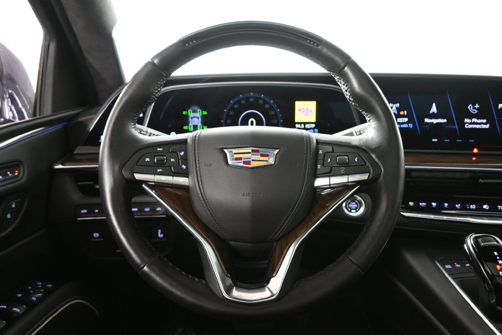 Used 2024 Cadillac Escalade Sport Platinum w/ LPO, ONYX Package AWD/4WD image 40