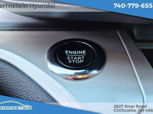 Used 2023 Ford Explorer XLT image 20