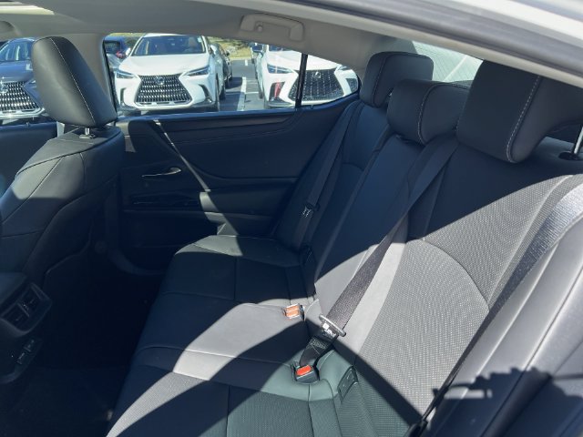 Certified 2025 Lexus ES 350 w/ Premium Package FWD image 21