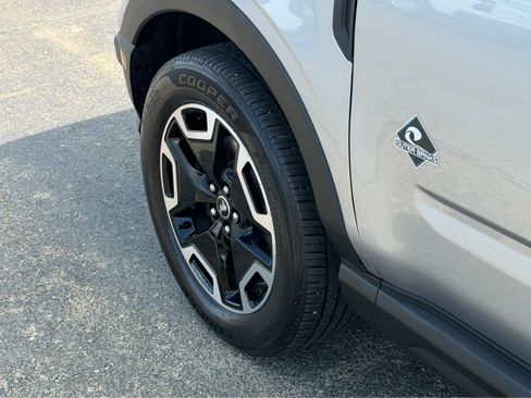 Used 2021 Ford Bronco Sport Outer Banks w/ Outer Banks Package (96D) AWD/4WD image 7