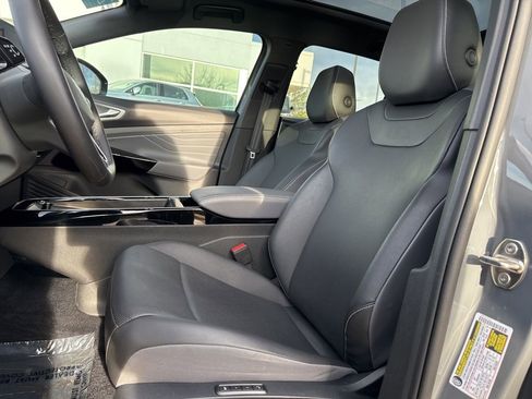 Certified 2023 Volkswagen ID.4 Pro S Plus image 10