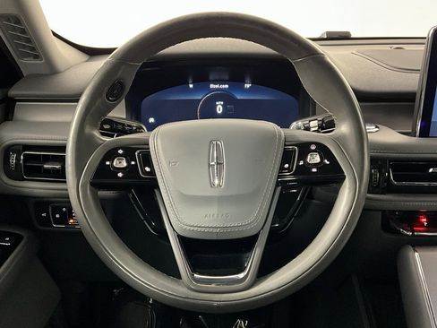 Used 2020 Lincoln Aviator Reserve w/ Equipment Group 201A image 12