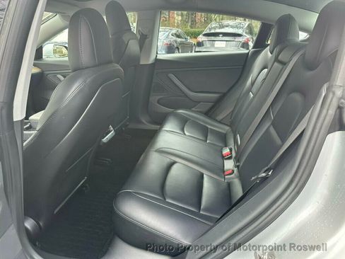 Used 2018 Tesla Model 3 Long Range image 19
