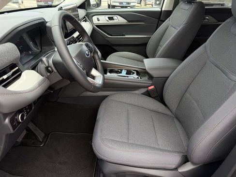 New 2026 Ford Explorer Active RWD image 23