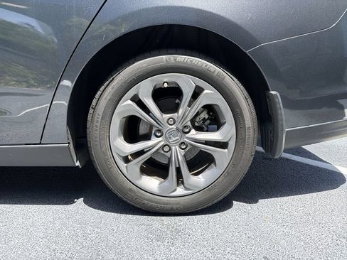 Used 2024 Honda Accord EX image 28