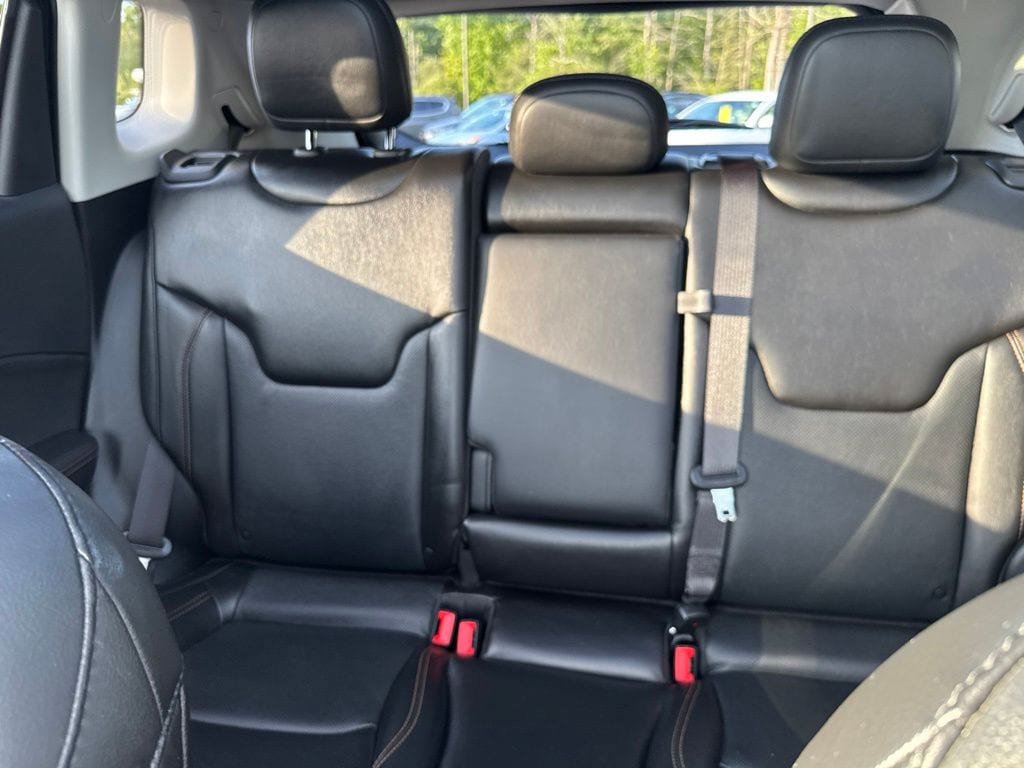 Used 2021 Jeep Compass Limited w/ Sun and Sound Group AWD/4WD image 21