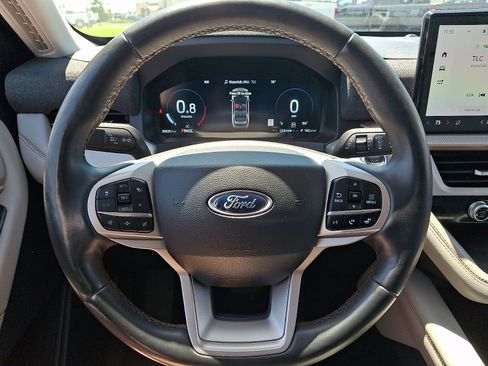 Used 2025 Ford Explorer Active w/ Active Comfort Package AWD/4WD image 25