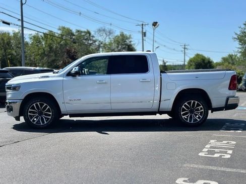 Used 2025 RAM 1500 Limited AWD/4WD image 3