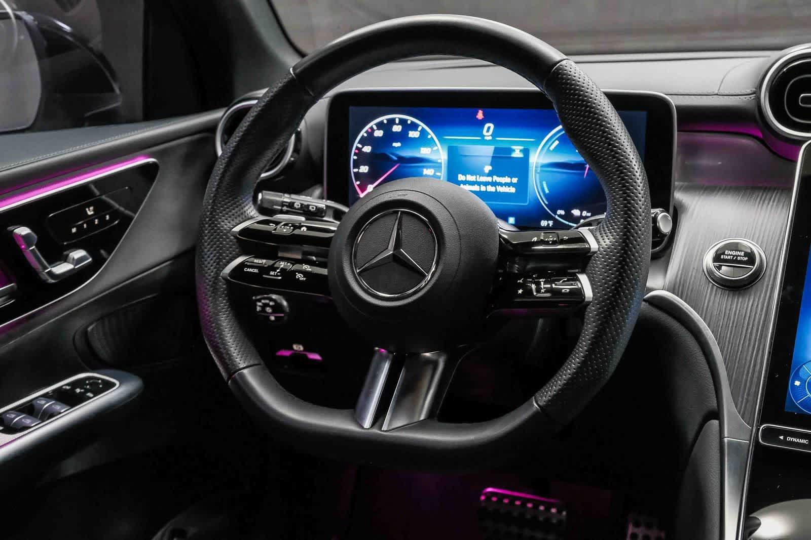 Used 2025 Mercedes-Benz GLC 350e 4MATIC image 19