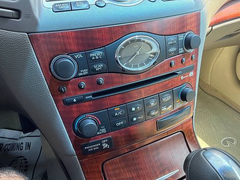 Used 2009 INFINITI G37 Convertible w/ Premium Pkg RWD image 34