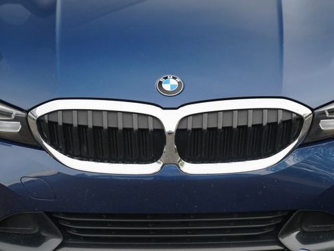 Used 2021 BMW 330e xDrive AWD/4WD image 19