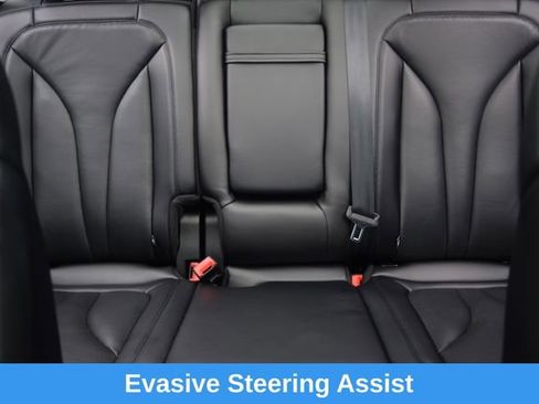 Used 2022 Lincoln Nautilus Reserve w/ Equipment Group 201A AWD/4WD image 16
