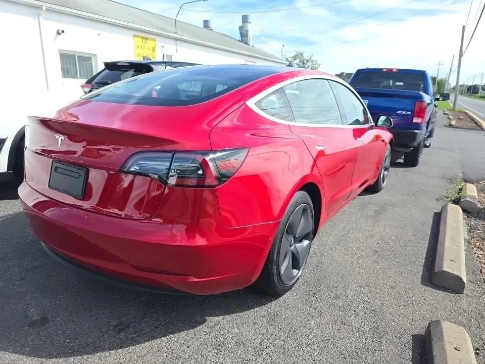 Used 2020 Tesla Model 3 RWD image 2