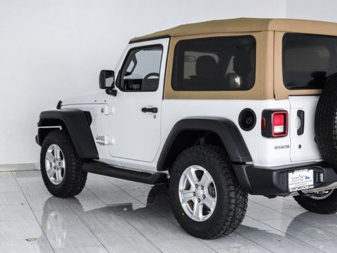 Used 2019 Jeep Wrangler Sport AWD/4WD image 52