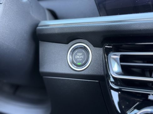 New 2026 Chevrolet Traverse LT w/ Midnight/Sport Edition image 27