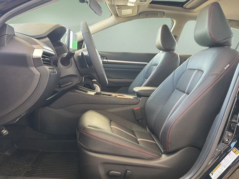 New 2026 Nissan Altima 2.5 SR w/ SR Midnight Edition Package FWD image 18