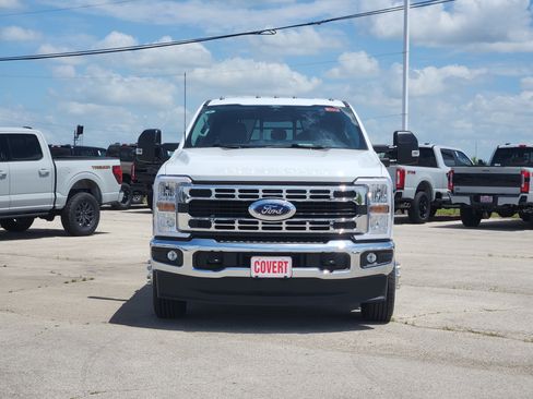 New 2026 Ford F350 XL w/ XL Chrome Package AWD/4WD image 2