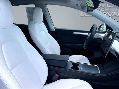 Used 2022 Tesla Model Y Long Range AWD/4WD image 7