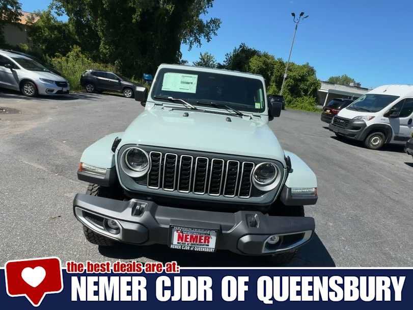 New 2026 Jeep Wrangler Unlimited Sahara w/ Rockslide Package AWD/4WD image 3