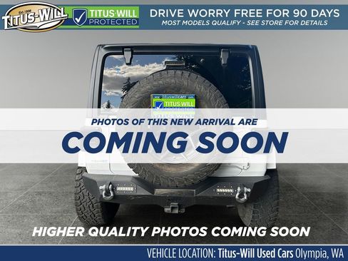 Used 2023 Jeep Wrangler Unlimited Sahara image 4